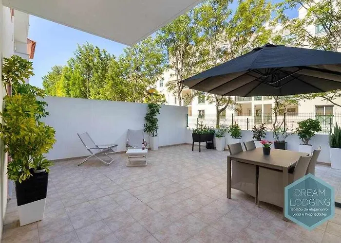 Terrace Miguel Torga - Dream 알부페이라